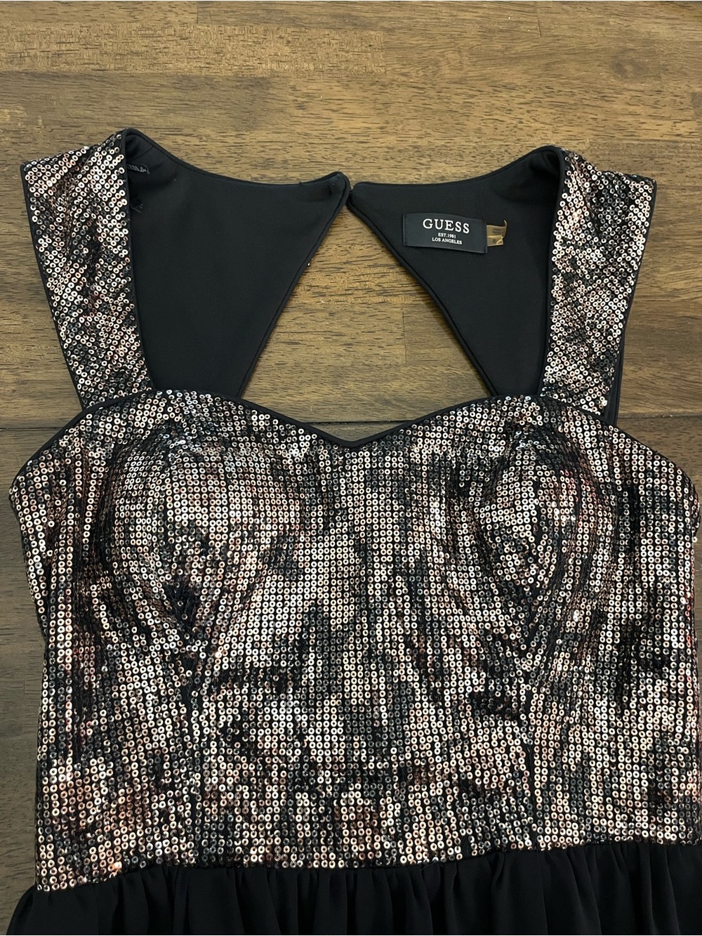 GUESS Sequin Bodice A-Line Dress Sweetheart Neckline Prom Homecoming Dance Sz 4 - Picture 3 of 7